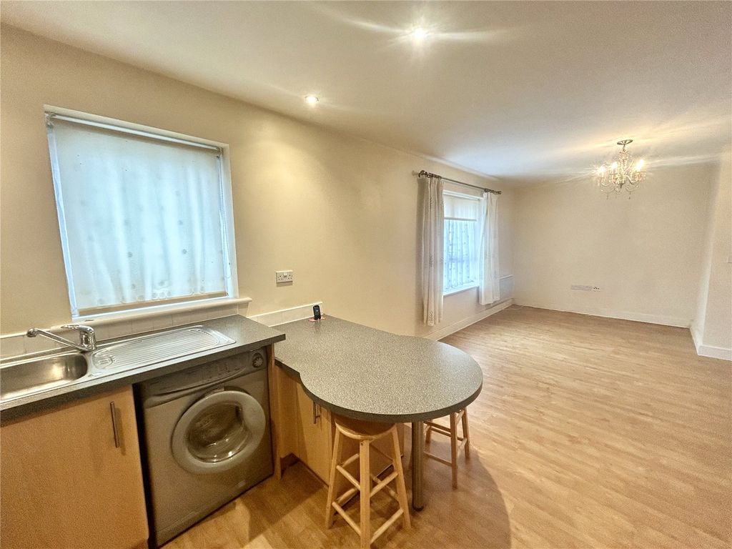 Property photo 2 of 13 Picture No. 06