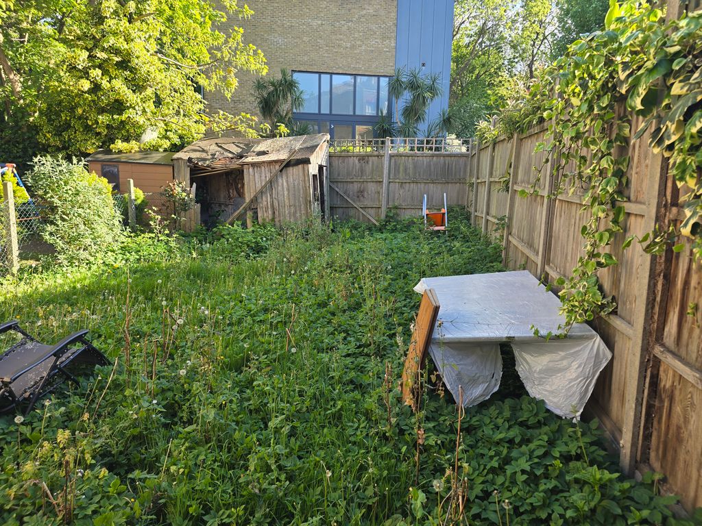 Property photo 3 of 3