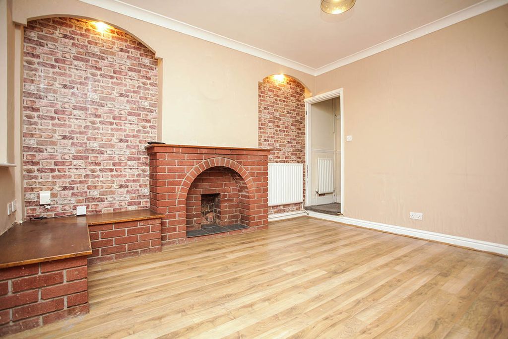 Property photo 1 of 8 Photography