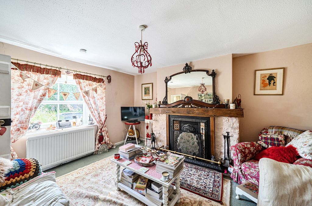 Property photo 2 of 26 1466936-10-6A1999...