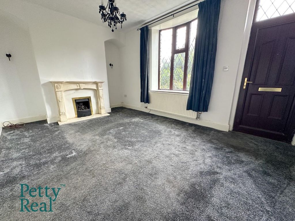 Property photo 2 of 11 330A9E8B-C8A8-4C08-Baee-Db4C5052Cde9.Jpeg