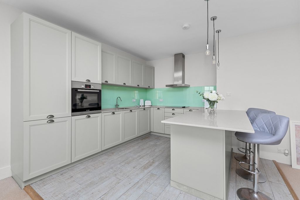 Property photo 3 of 11 3944326