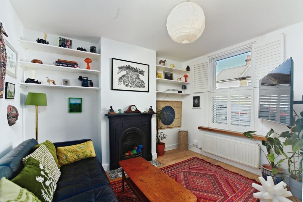 Property photo 2 of 19 Reception Room