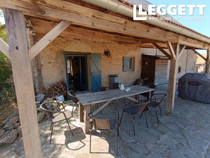 Property photo 3 of 10