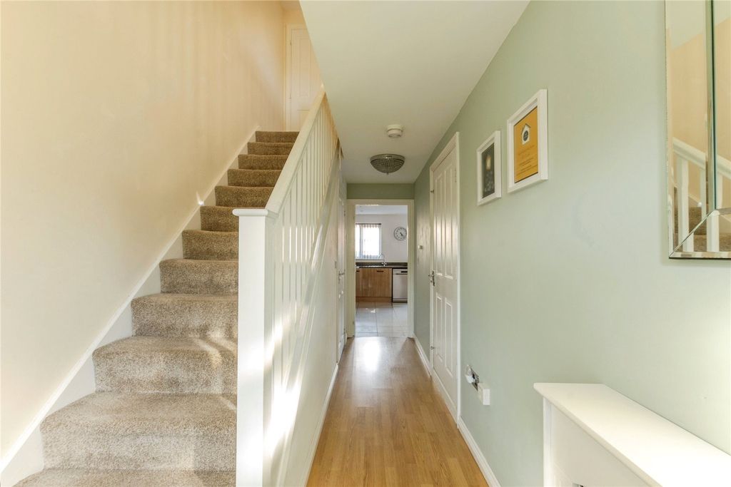 Property photo 2 of 20 Picture No. 19