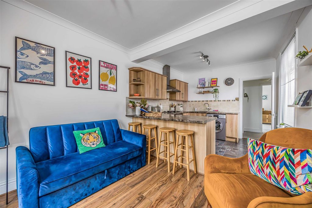 Property photo 2 of 13 74B North Street, Emsworth-Small-Porticomarketing-