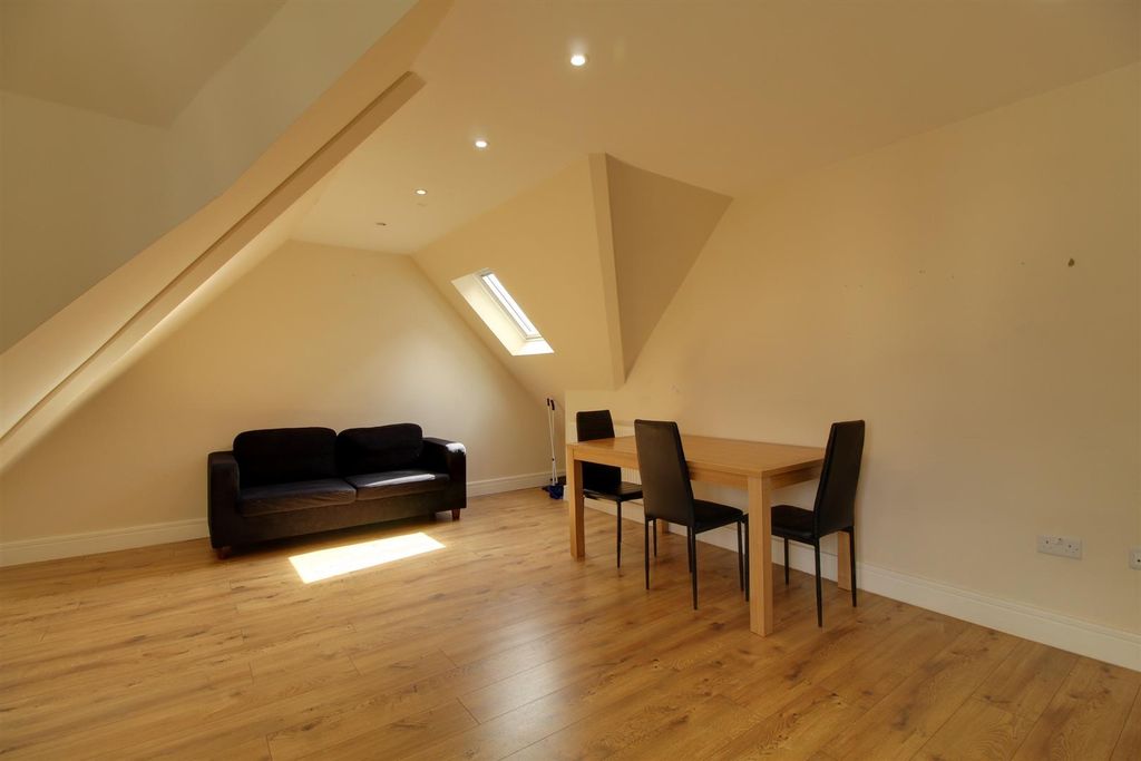 Property photo 3 of 8 Img_9151-Img_9153.Jpg