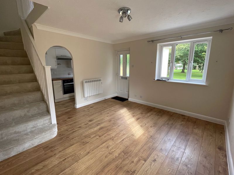 Property photo 2 of 11 Photo 7