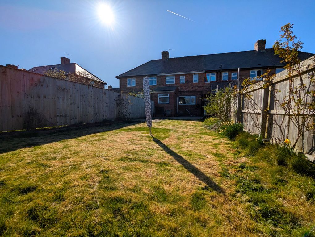 Property photo 1 of 12 Photograph 11