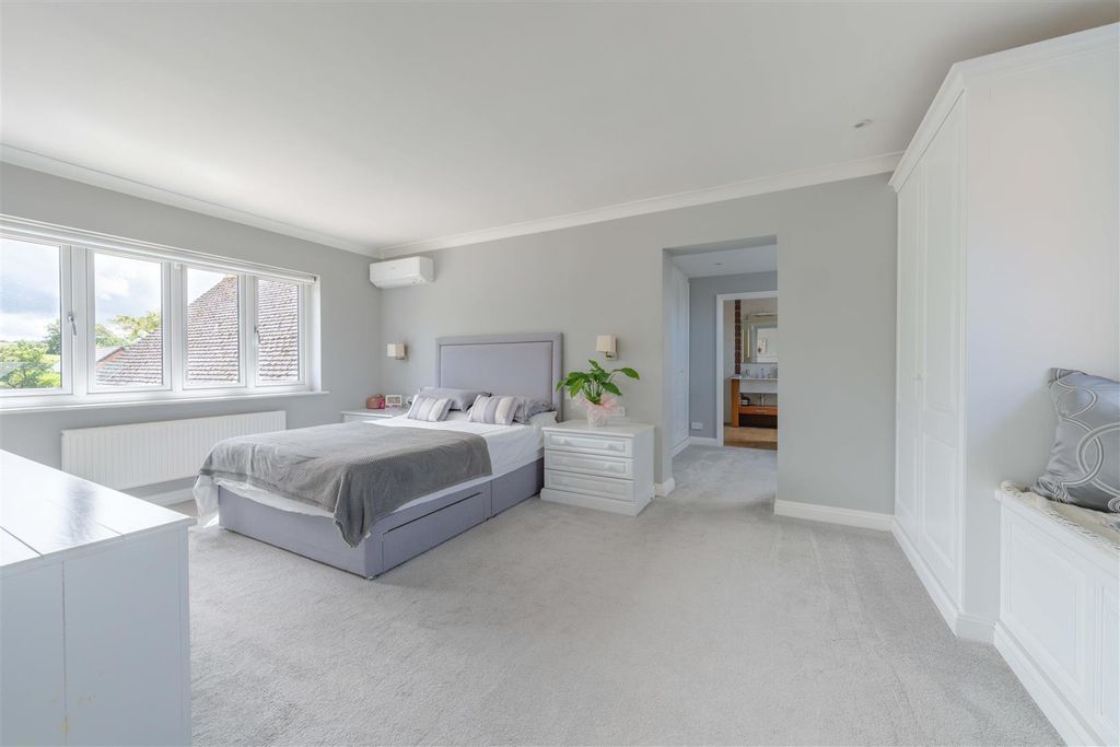 Additional image 20 of 5 bed detached house for saleMoulton Lane, Boughton, Northampton NN2