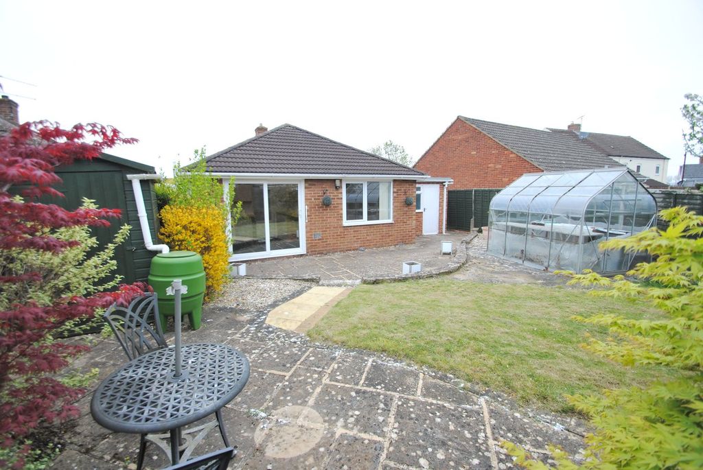 Property photo 3 of 17