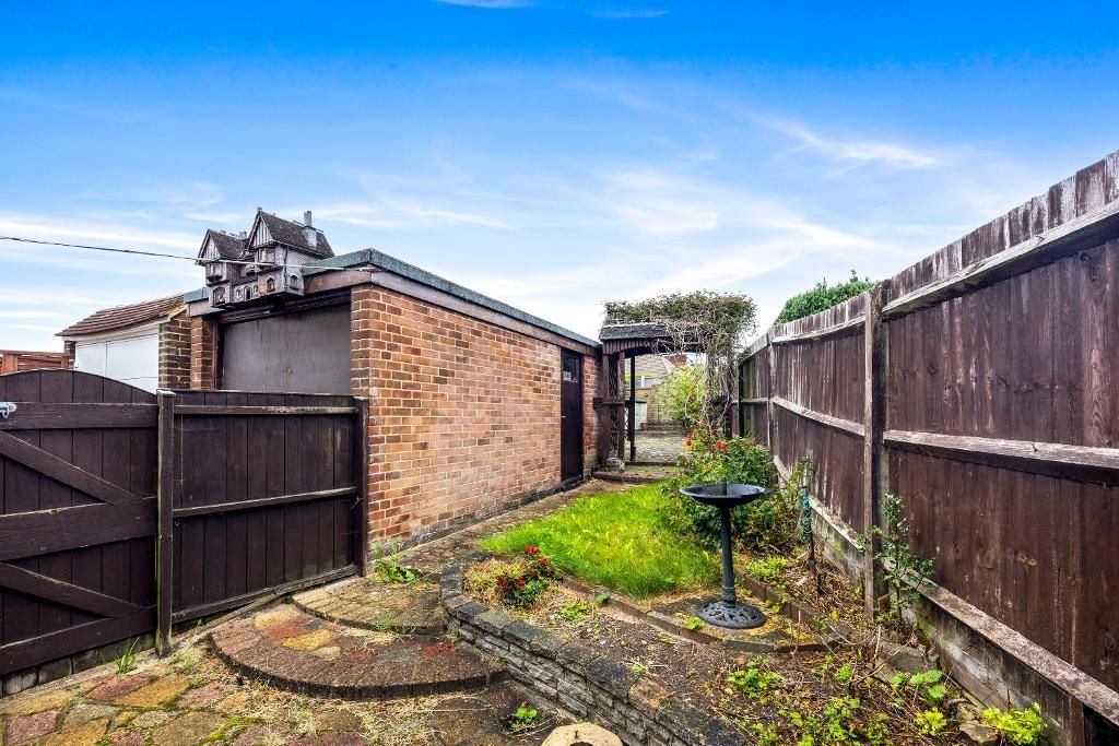 Property photo 2 of 17 Photo 2