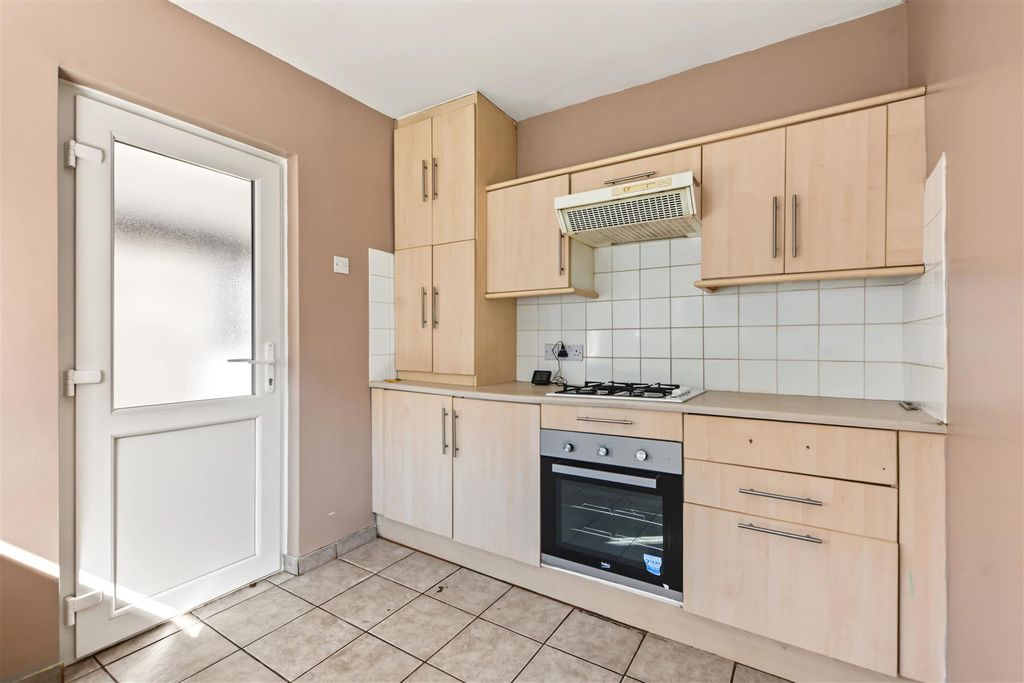 Property photo 2 of 24 Kitchen_2.Jpeg