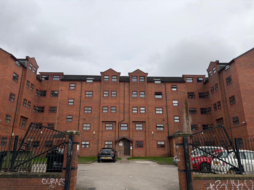 Property photo 1 of 13