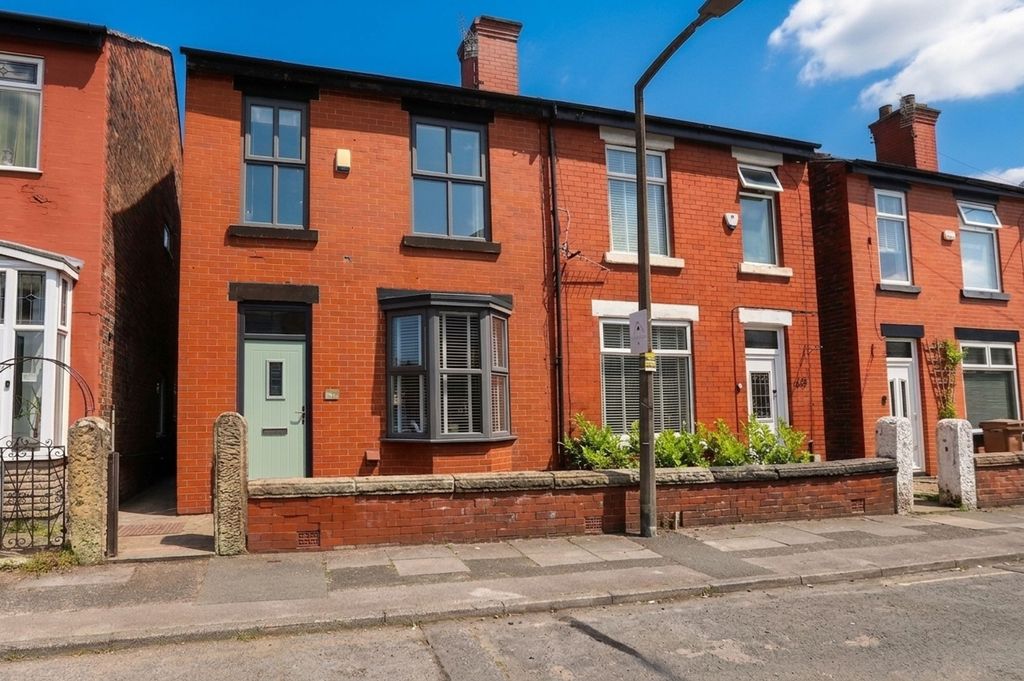 Property photo 1 of 24