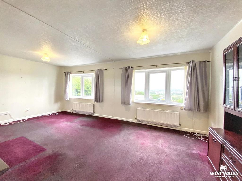 Property photo 2 of 19 Img_4077.Jpg