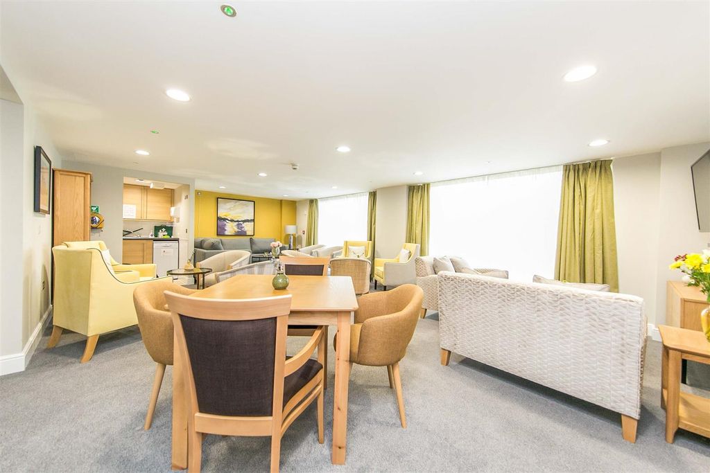 Additional image 28 of 2 bed flat for salePavilion Court, Hamilton Gardens, Felixstowe IP11