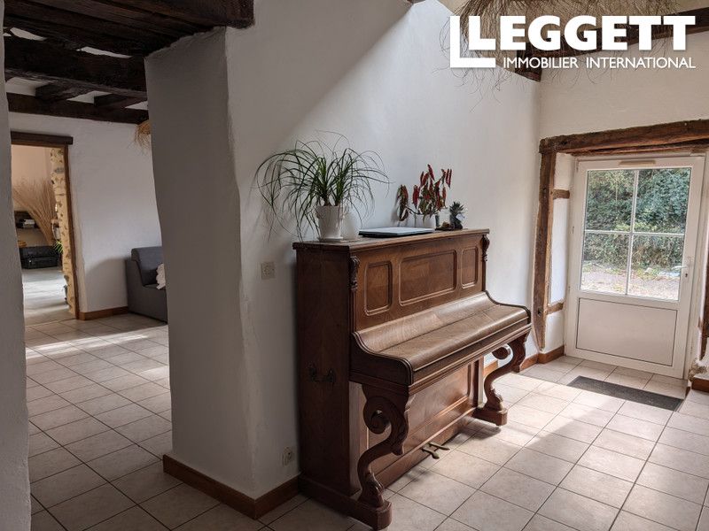 Property photo 3 of 10