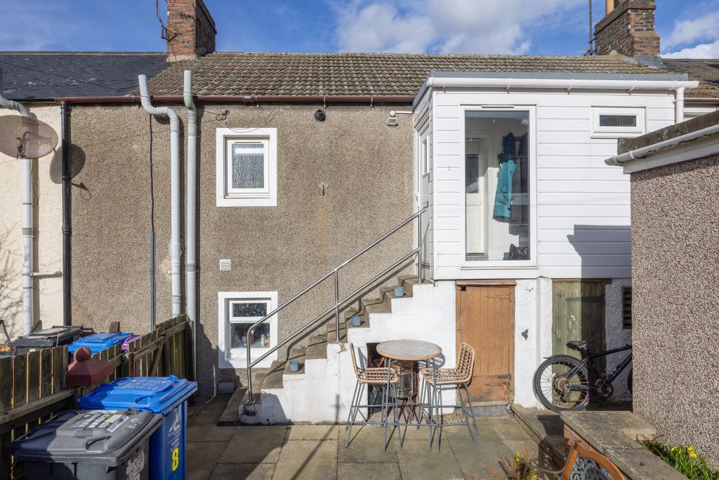 Property photo 3 of 31