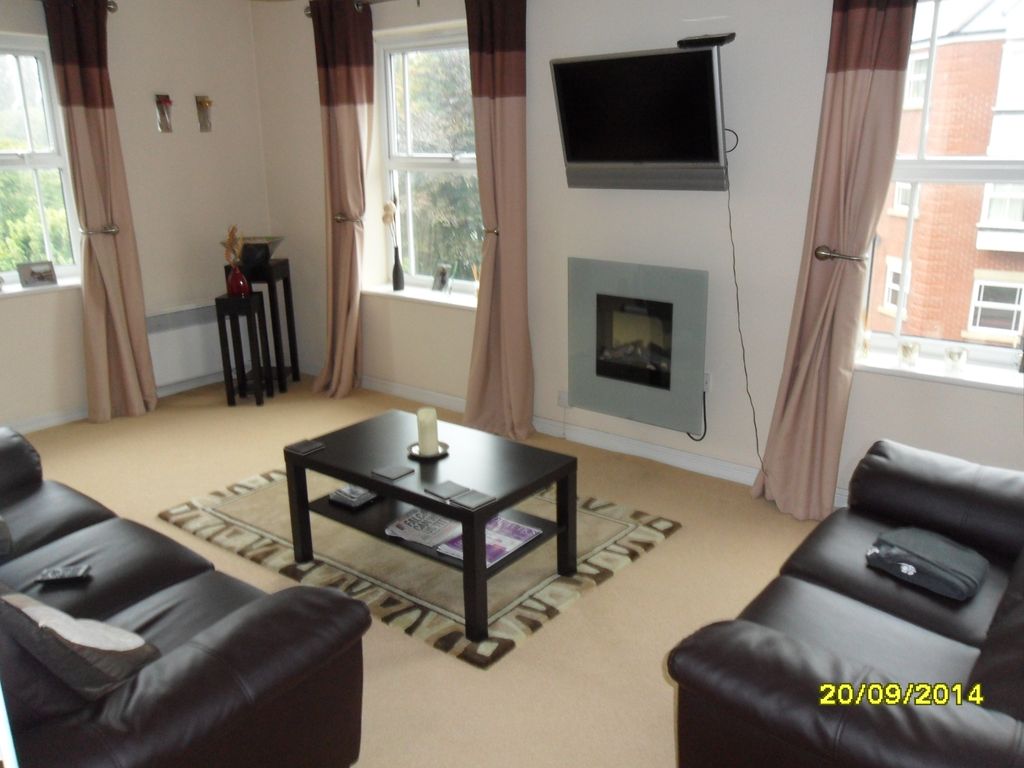 Property photo 2 of 8