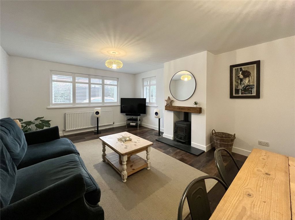 Property photo 2 of 18 Picture No. 03