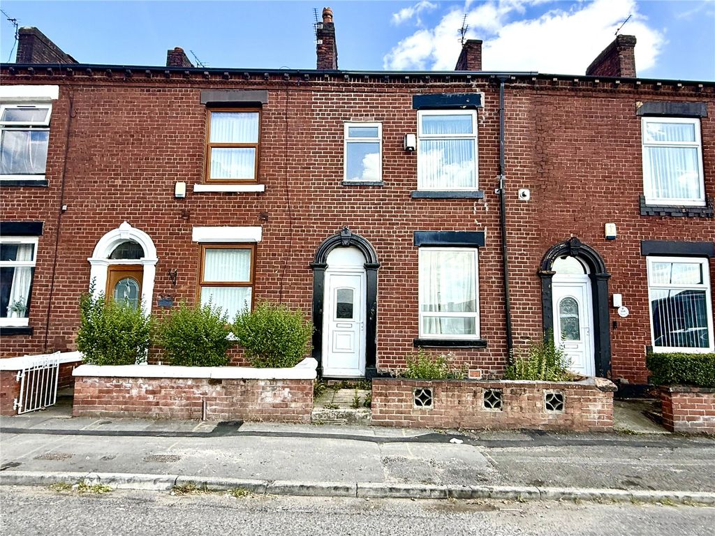 Property photo 1 of 15 Front External