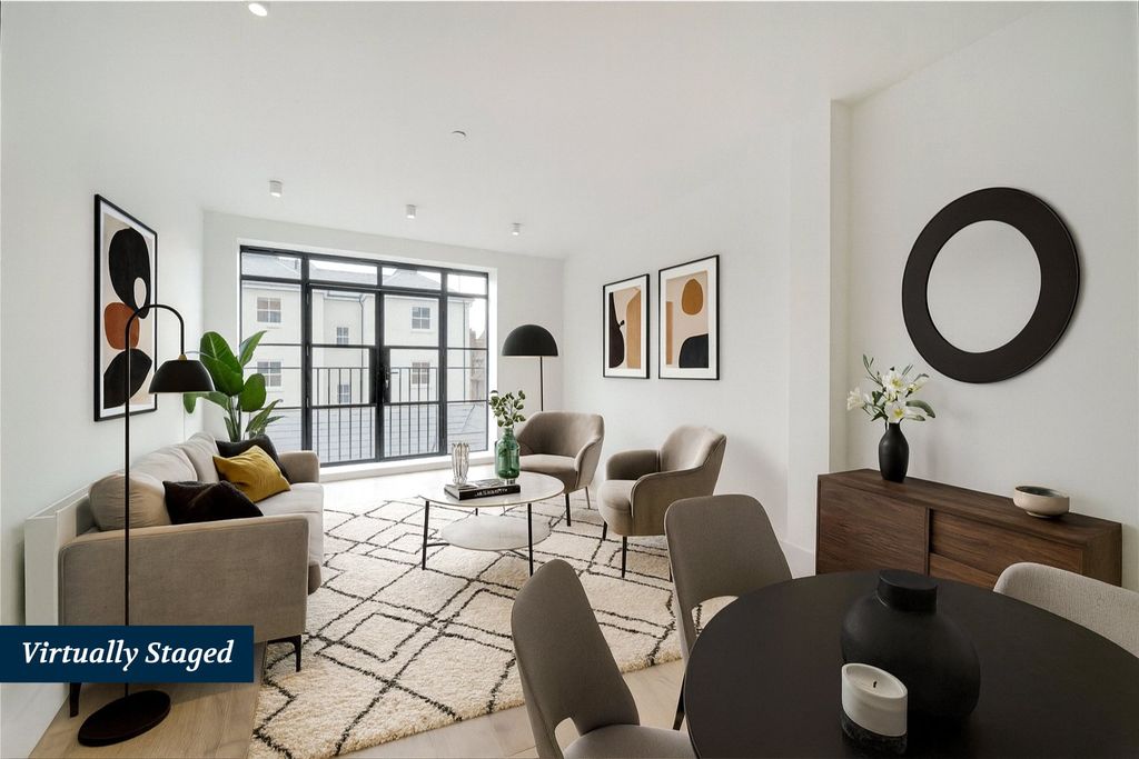 Property photo 2 of 15 Picture No. 20