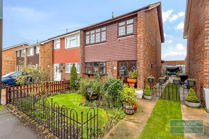 Property photo 1 of 17 Photo 2