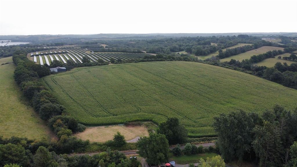 Property photo 1 of 16 Dji_Fly_20250811_102556_277_1754904627476_Photo_Optimized.Jpg