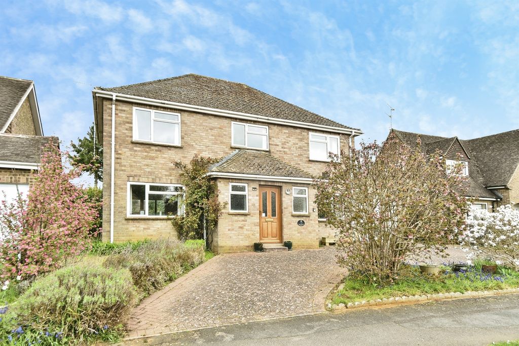 Property photo 1 of 23