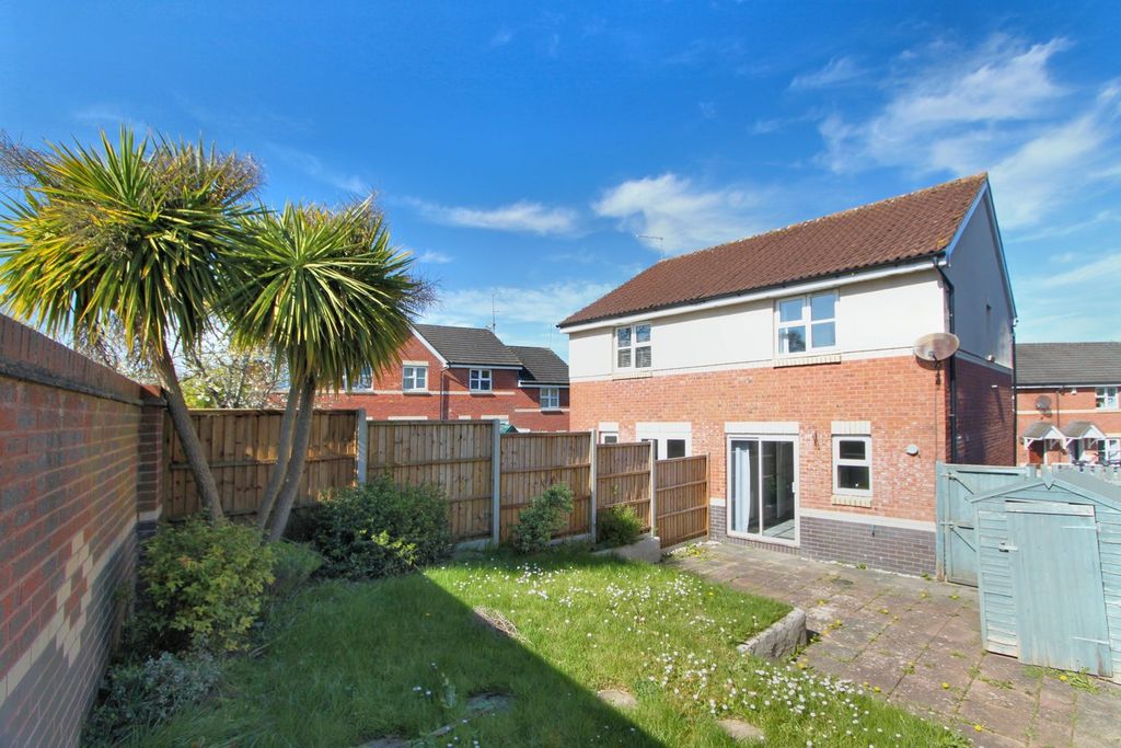 Property photo 2 of 10