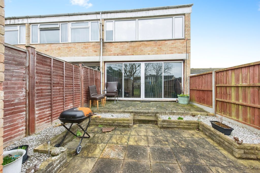 Property photo 2 of 17
