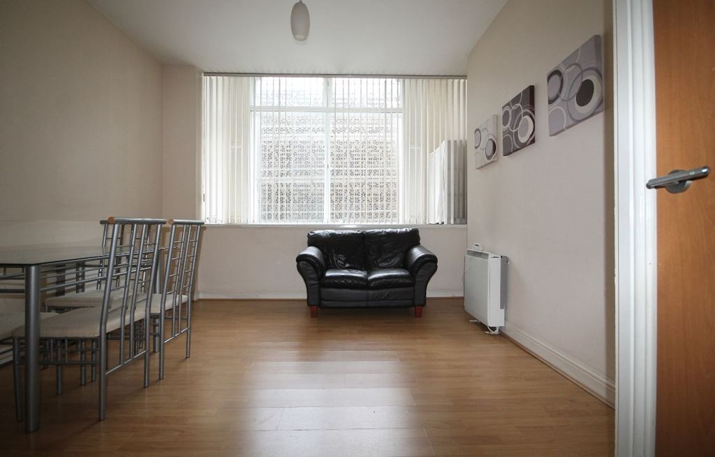 Property photo 2 of 3 Living Room 1