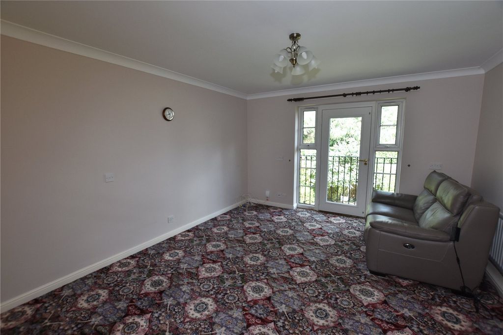 Property photo 2 of 11 Picture No. 09