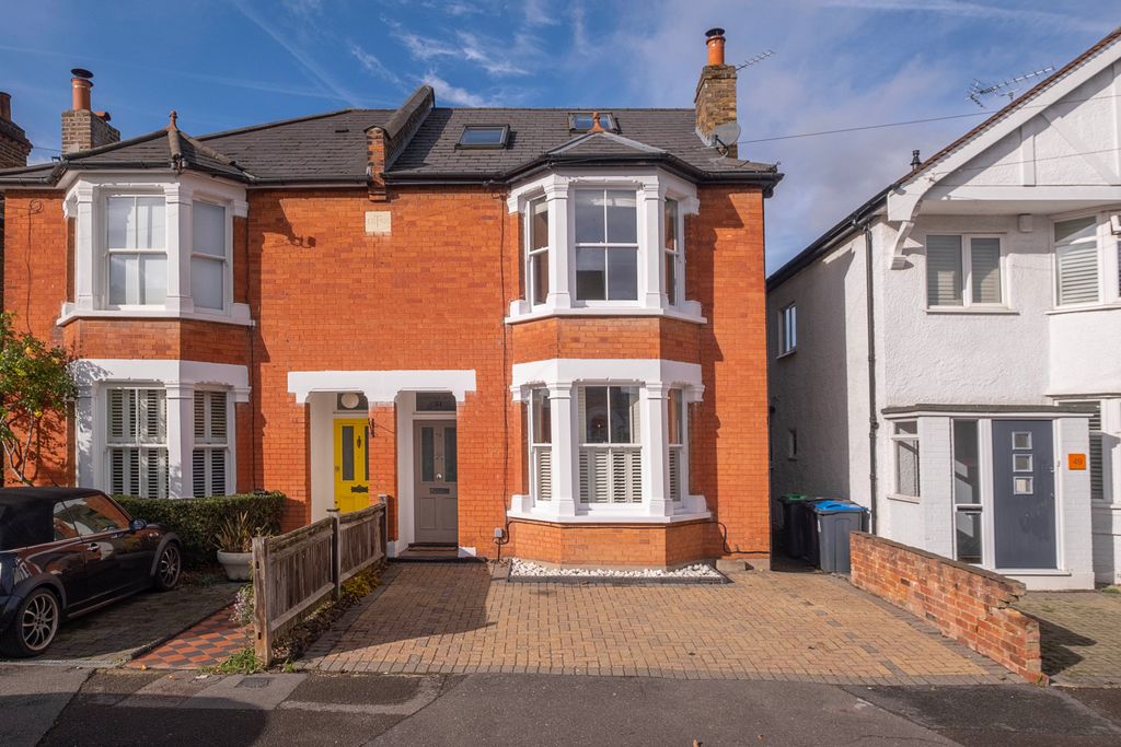 Property photo 1 of 16