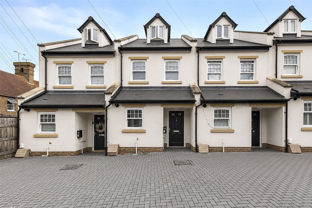 Property photo 1 of 24 Picture No. 29