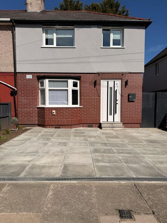 Property photo 3 of 33