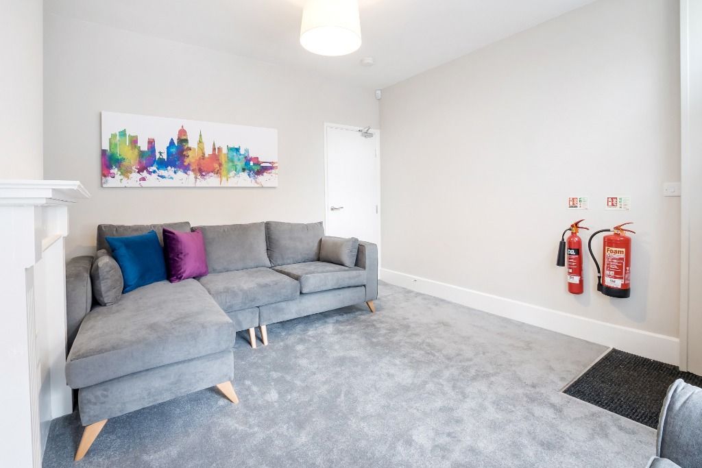 Property photo 3 of 13 2_16433787127670.Jpg