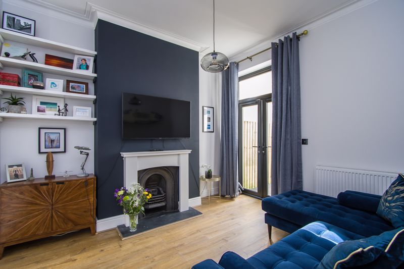 Property photo 3 of 28 Photo 32