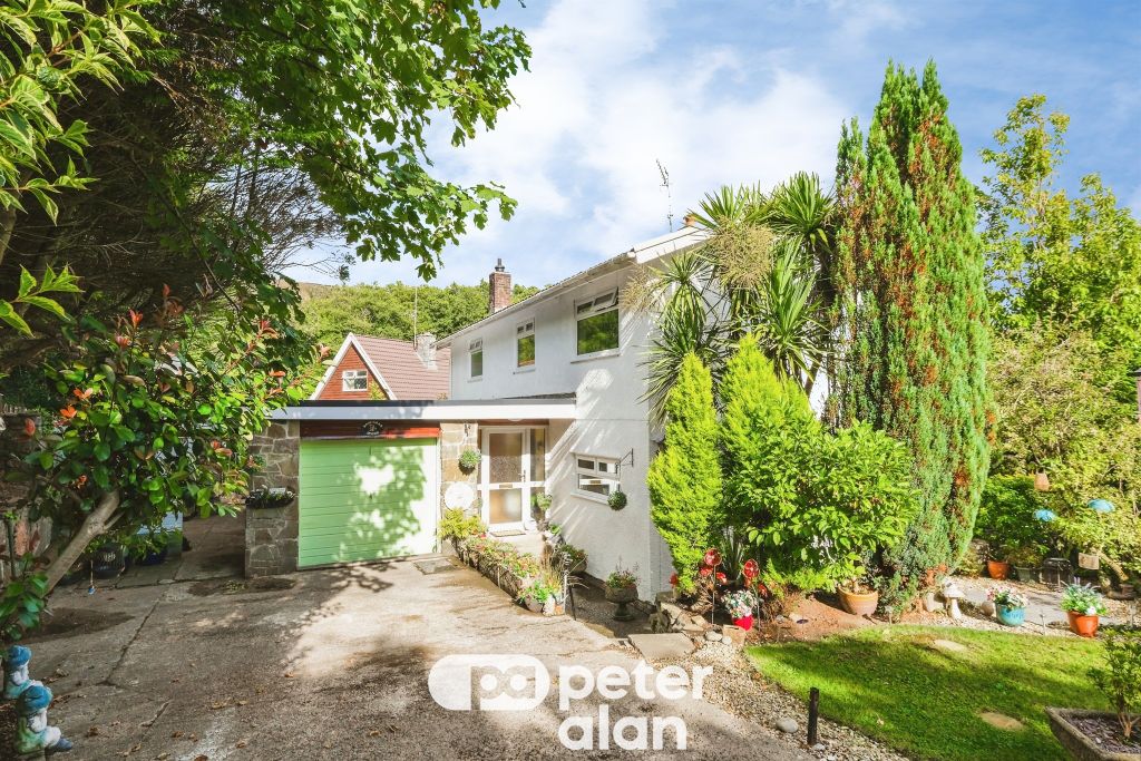 Property photo 1 of 34