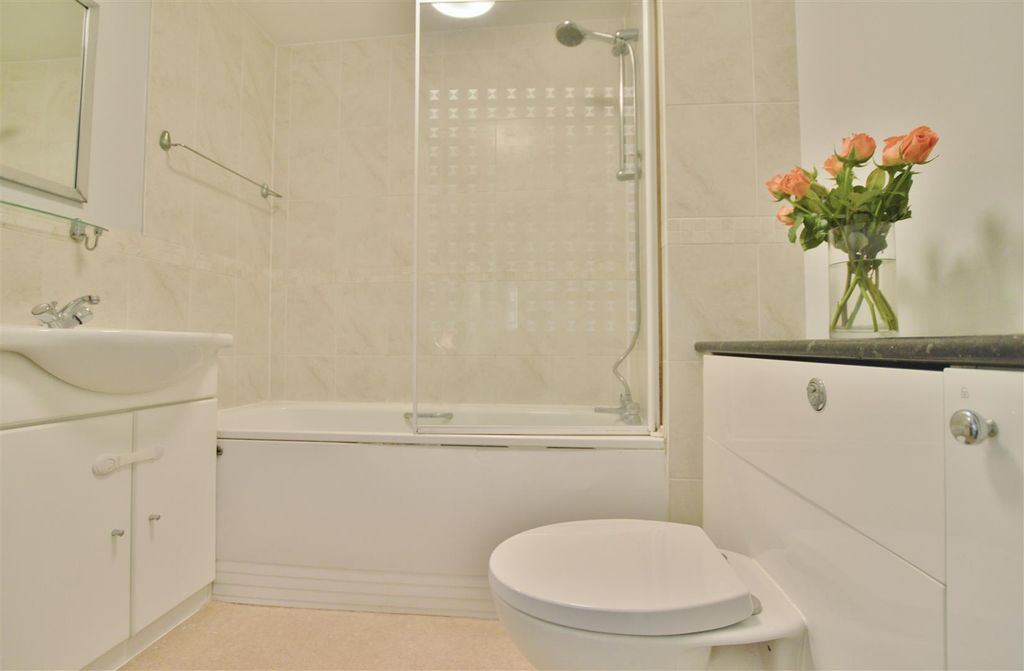 Property photo 2 of 8 Dsc_0571.Jpg