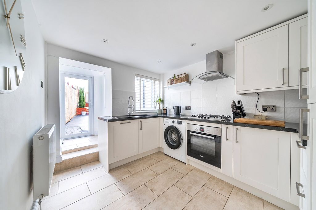 Property photo 3 of 20 Picture No. 09