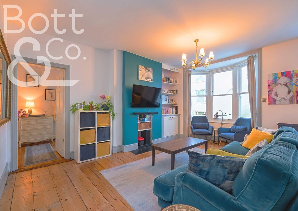 Property photo 1 of 24