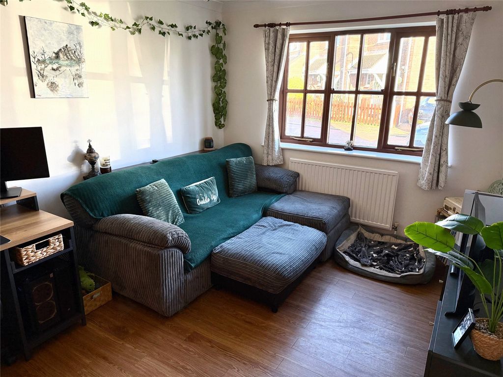 Property photo 2 of 11 Picture No. 04