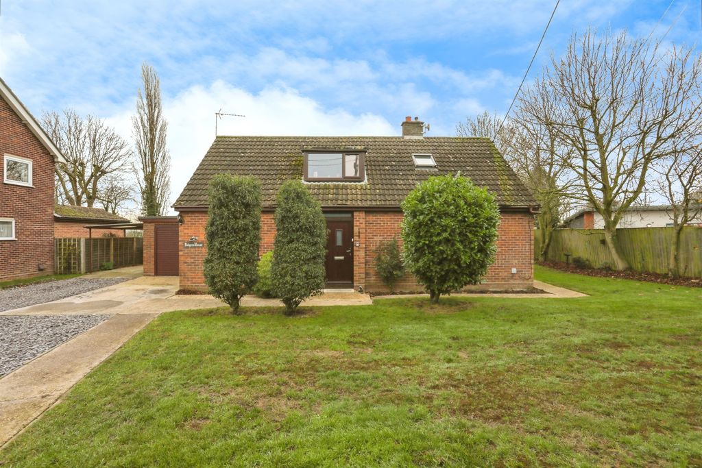 Property photo 2 of 20