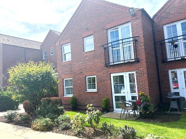 Property photo 2 of 11