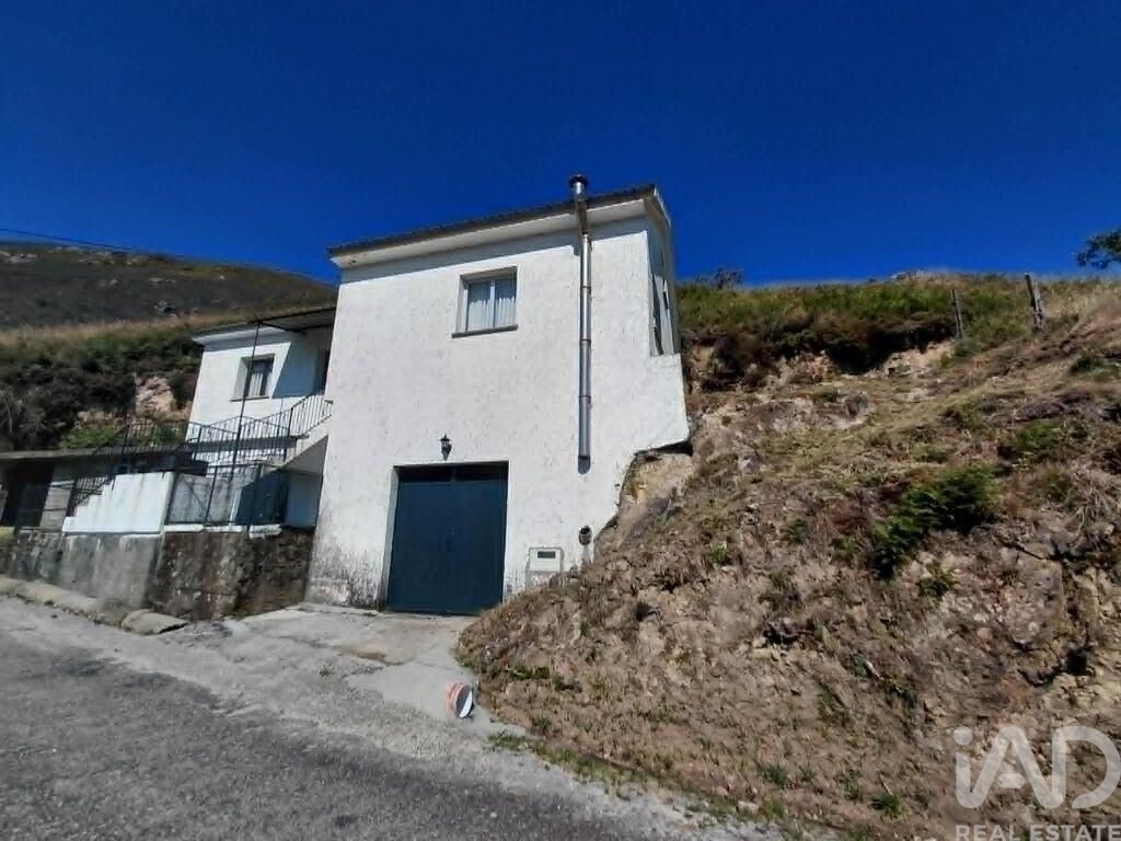 Property photo 3 of 23