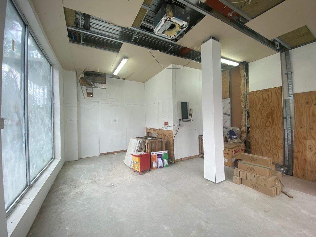 Property photo 2 of 3