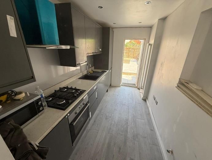Property photo 2 of 6 2