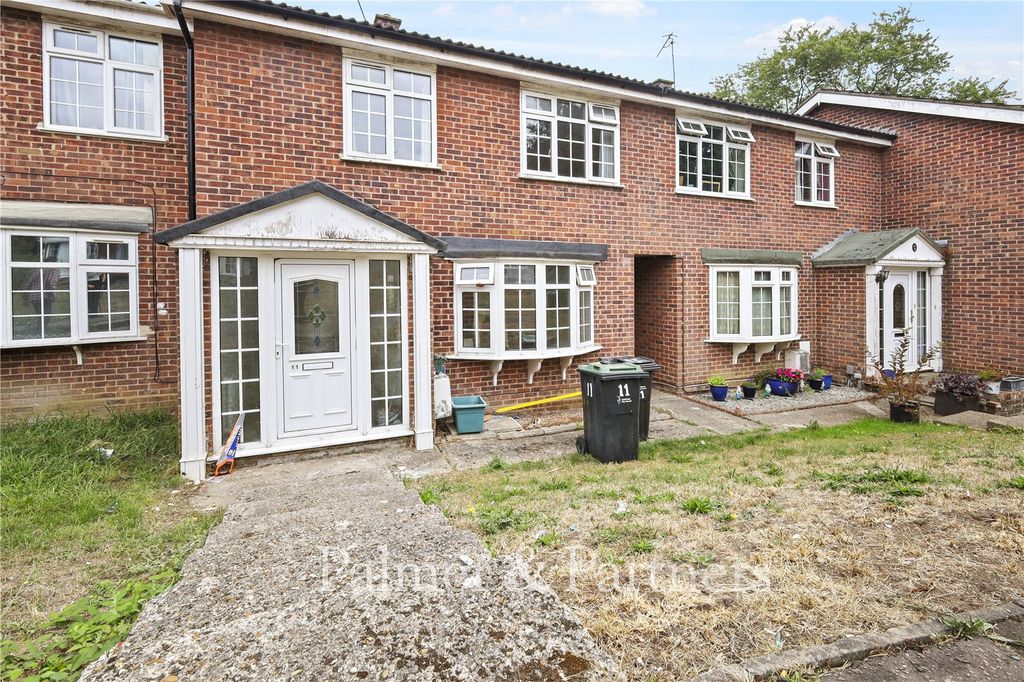 Property photo 1 of 13 External